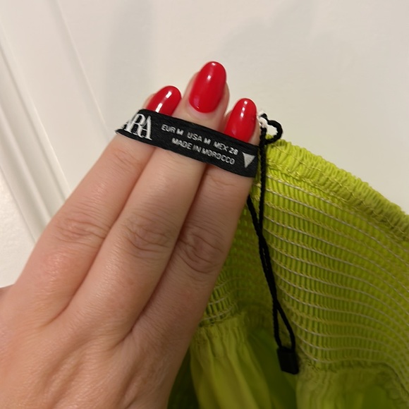 Zara dress - Picture 4 of 4